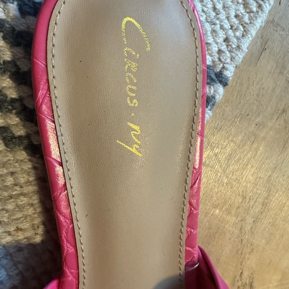 Sz 91/2 Circus NY pink mules. Never worn! - Picture 3 of 3